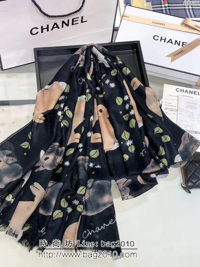 CHANEL香奈兒 2018最新限量款 網紅爆款C家限量兔兔羊絨圍巾 CH068 LLWJ6956